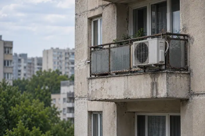 Unitatea exterioara: bloc bucuresti casa exterior fatada